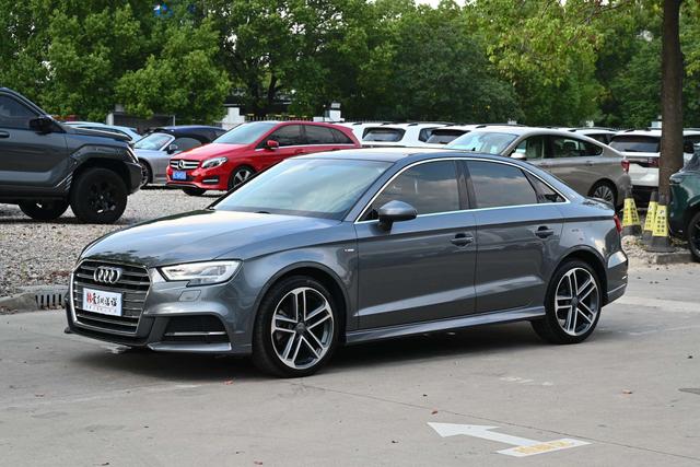 Audi A3 2020 Limousine 35 TFSI Style National VI