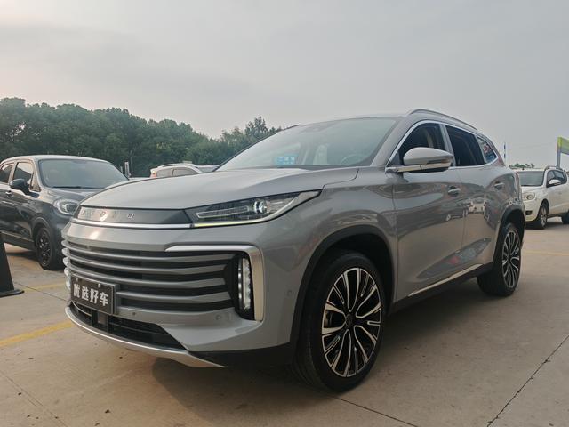 Xingtu Lingyun 2023 Lingyun 400T Two-wheel drive Star Edition