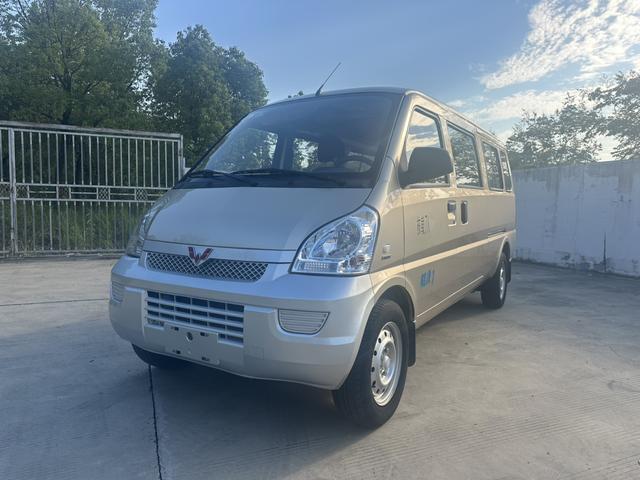 Wuling Rongguang 2021 1.5L Extended Basic Type