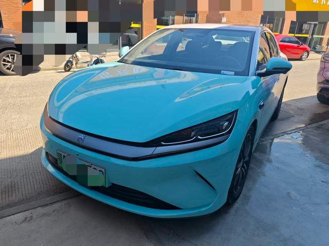 Qin L EV 2025 model 545km Excellent Type
