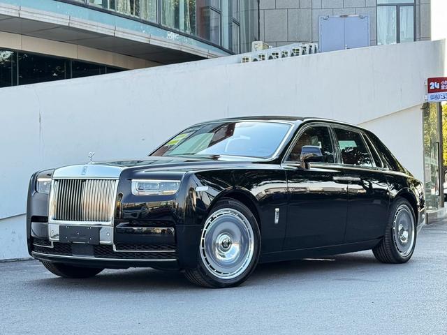 Phantom 2024 6.7T standard wheelbase version
