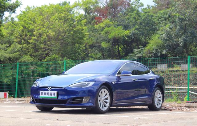 Model S 2019 Long Range Edition