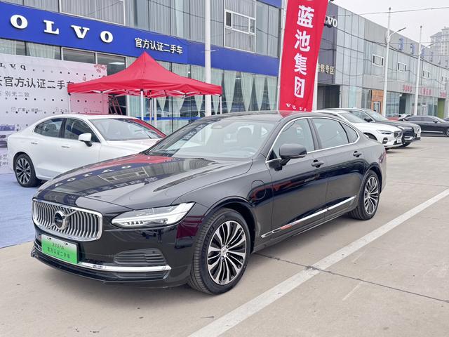 Volvo S90 PHEV 2025 T8 four-wheel drive long battery life Zhiyi Deluxe Edition