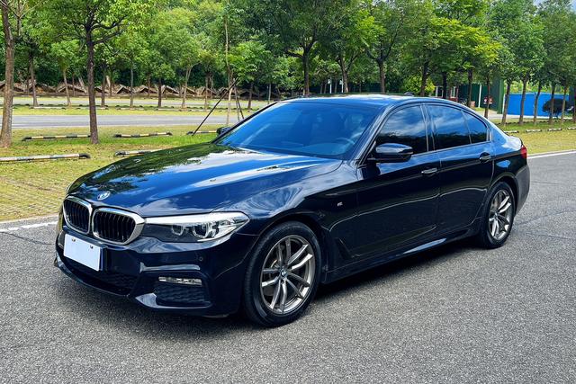 BMW 5 Series (Import) 2018 525i M Sport Package