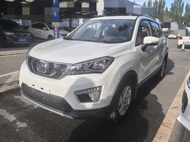 Changan CS15 2017 1.5L automatic luxury sunroof version