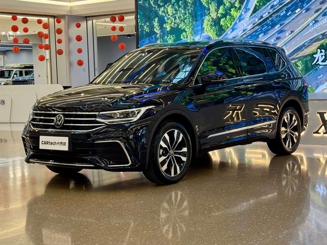 Touganda L 2024 330TSI 2WD R-Line