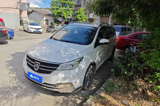 Baojun 730 2019 1.5T CVT flagship 7-seater National V