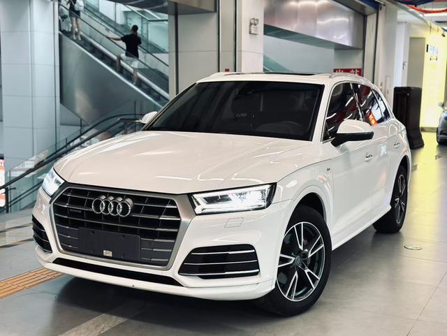 Audi Q5L 2020 40 TFSI Pride & Style