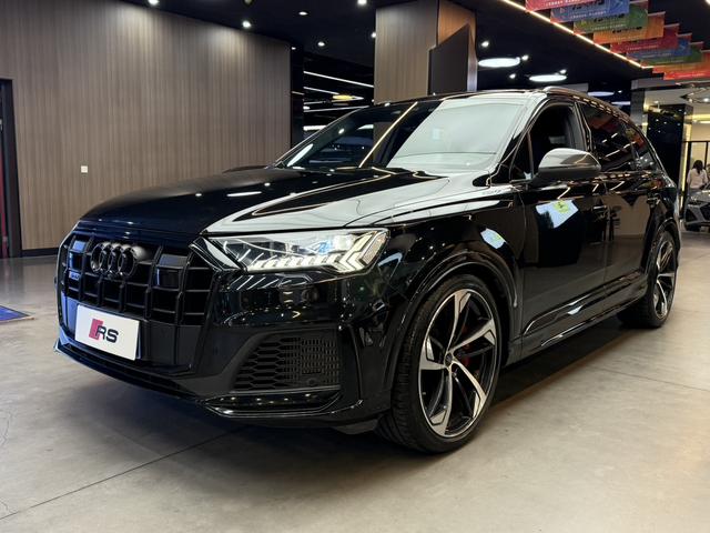 Audi SQ7 2024 model 4.0 TFSI