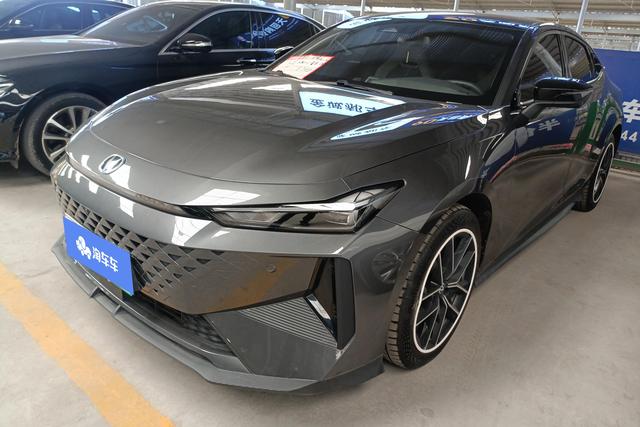 Changan UNI-V Smart iDD 2024 Blue Whale Smart iDD 136km Smart Fun Type