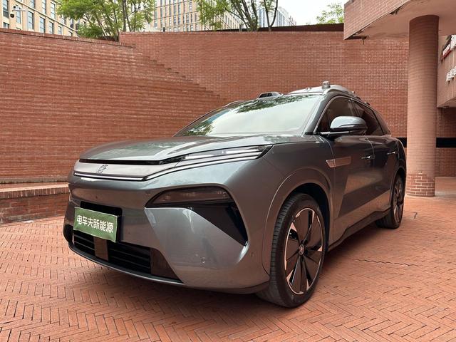 Tang L DM 2025 DM-p 175KM four-wheel drive drone player version