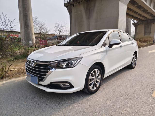 Shenbao D50 2018 1.5L manual Fashion Smart Driving Version