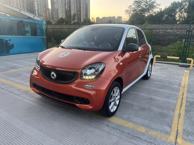 Smart forfour 2018 1.0L 52kw smart version