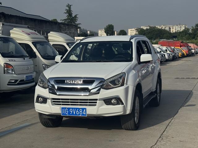 mu-X Mu Ranger 2018 1.9T automatic four-wheel drive super speed version 5 seats