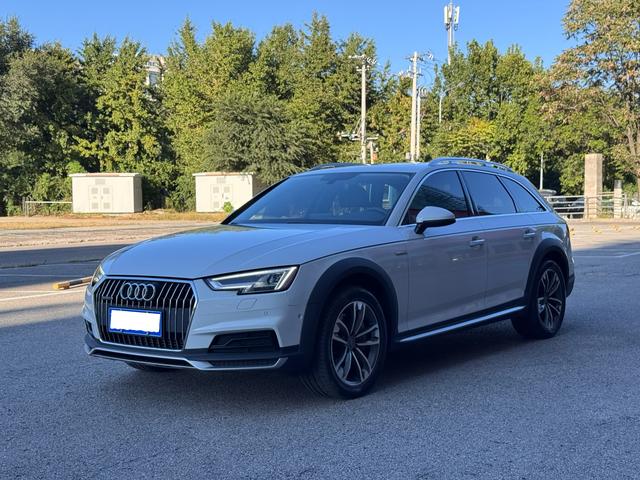 Audi A4 (Import) 2019 45 TFSI allroad quattro sport