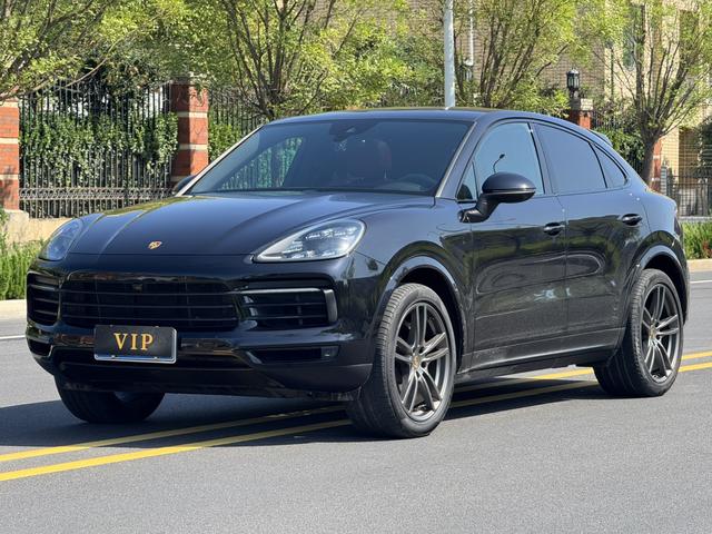 Cayenne Coupé 2022 Cayenne Coupé 3.0T Platinum