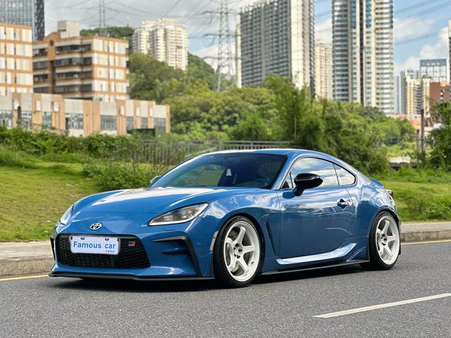 Toyota 86 2022 GR 86 2.4L manual basic type
