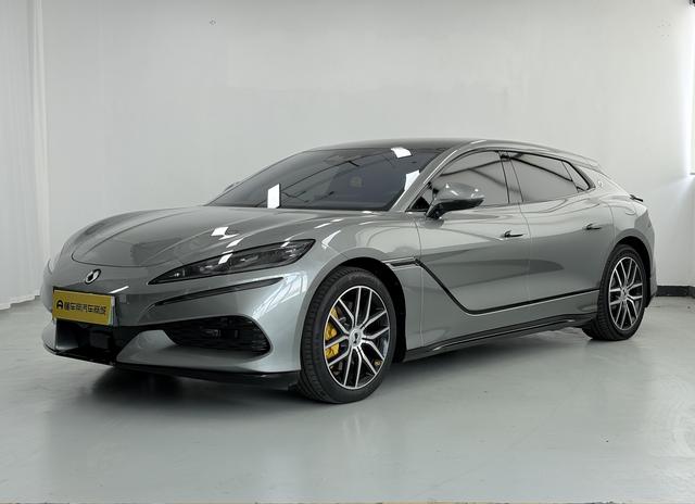 Denza Z9GT EV 2024 630 four-wheel drive Max version