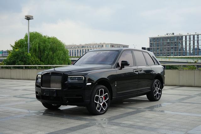 Cullinan 2024 Black Badge
