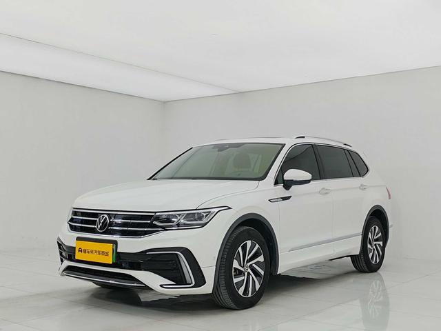 Touareg L PHEV 2022 430PHEV Plug-In Hybrid Signature Edition