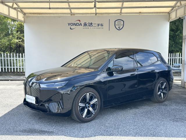 BMW iX 2022 xDrive40