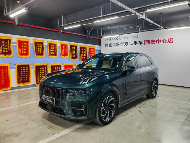 Lynk &Co. 09 EM-P 2024 EM-P 2.0 TD six-seater ULTRA