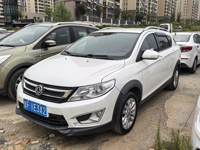 Dongfeng Fengshen AX3 2017 leading version 1.5L manual Scirocco type
