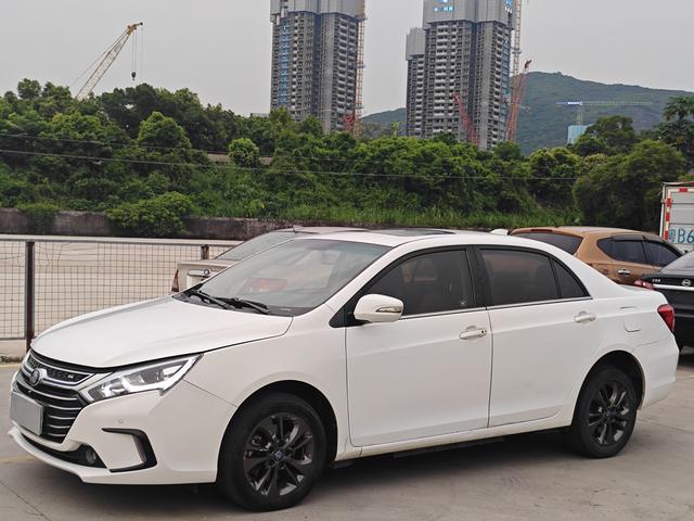 Qin DM 2017 1.5T Premium Model