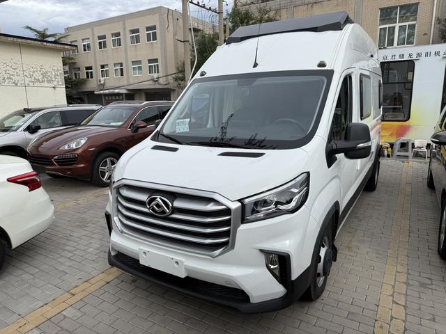 Chase V90 rv 2024 2.0T automatic rear drive 6-seater original customized version