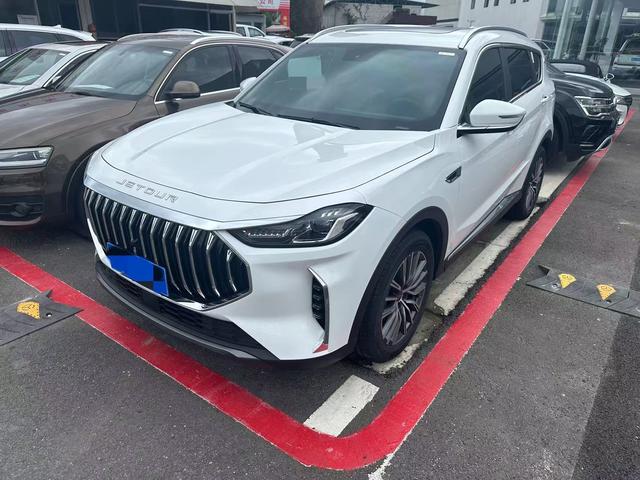 Jietu X70 PLUS 2025 Champion Edition 1.5T DCT Champion MAX 7 Seats
