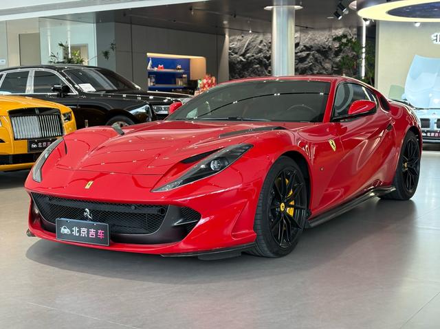 Ferrari 812 2017 6.5L Superfast