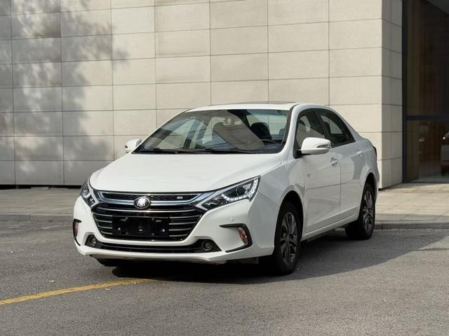 Qin DM 2017 1.5T Premium Model