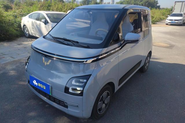 Wuling Air ev Clear Sky 2022 four-seater Standard edition