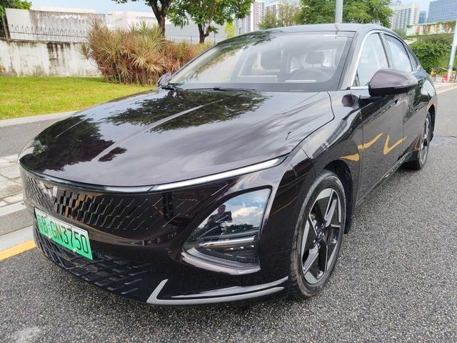 Wuling Starlight PHEV 2023 150 Advance Edition