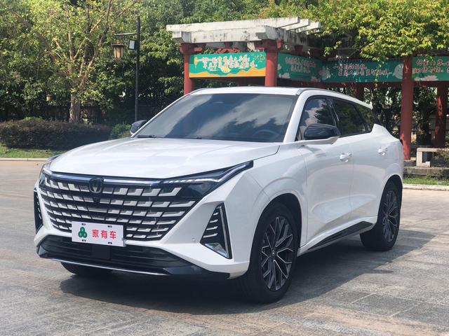 Changan UNI-Z 2025 1.5T DCT Premium Type