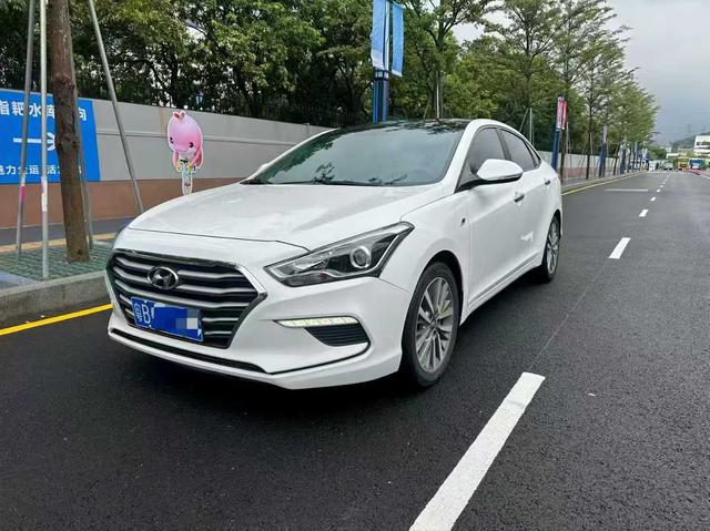 Mito 2019 1.8L Automatic Premium DLX National VI