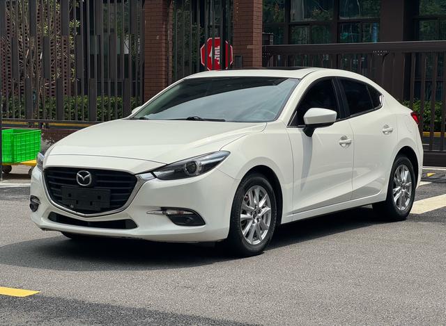 Mazda3 Enclave 2017 Trim 1.5L Auto Deluxe National V