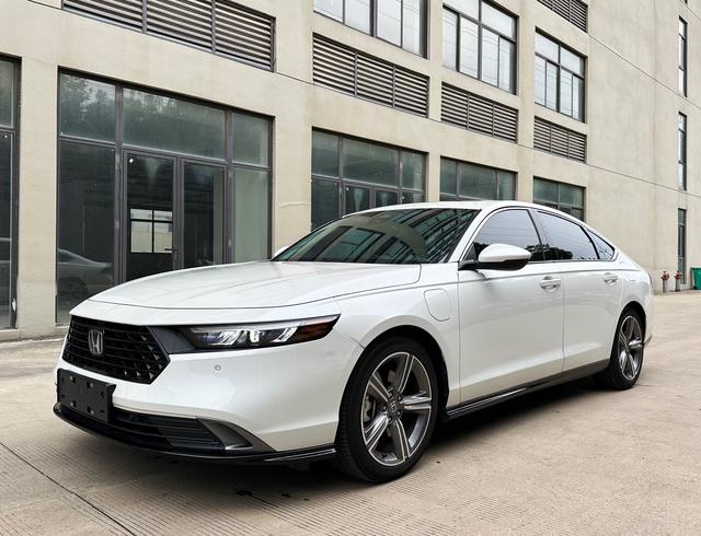 Accord PHEV 2023 e:PHEV Premium Edition