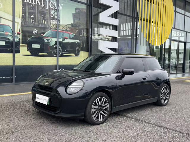 Electric MINI COOPER 2024 COOPER E classic