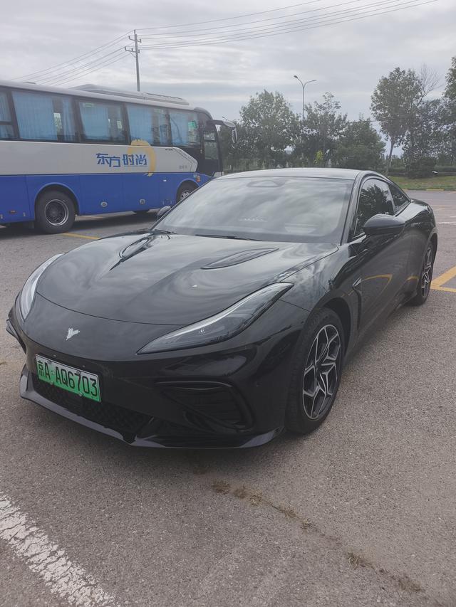 Nezha GT 2023 Model 560 Lite Version