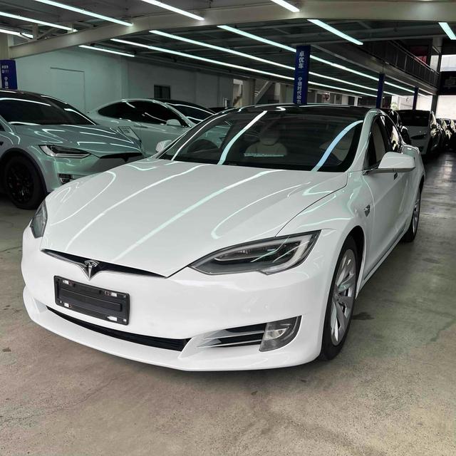 Model S 2017 100D Long Range Edition