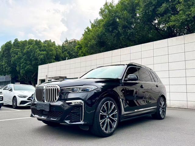 BMW X7 2020 xDrive40i Executive M Sport Package