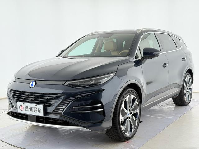 Denza N8 DM 2023 four-wheel drive super hybrid flagship six-seater version