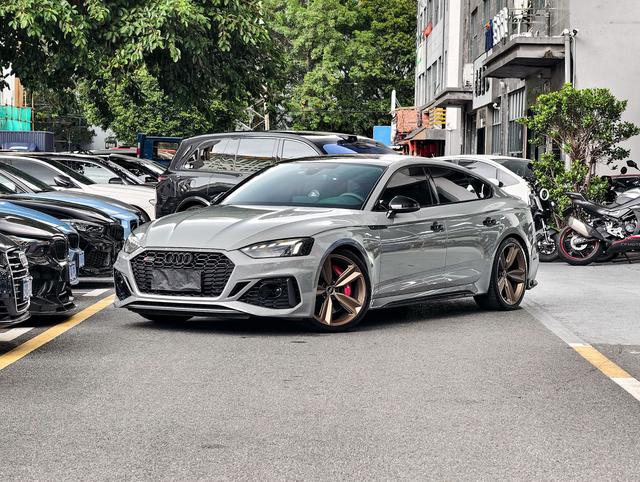 Audi RS 5 2022 2.9T Sportback Dark Gold Edition