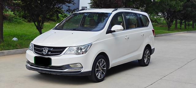 Baojun 730 2019 1.5L manual value-for-money 7-seater country VI