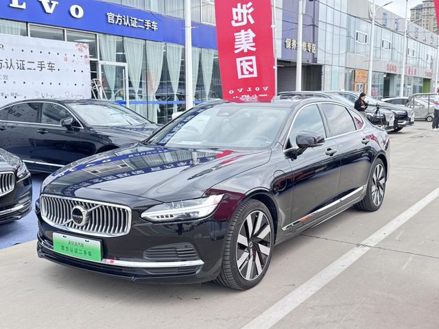 Volvo S90 PHEV 2025 T8 four-wheel drive long battery life Zhiya Deluxe Edition