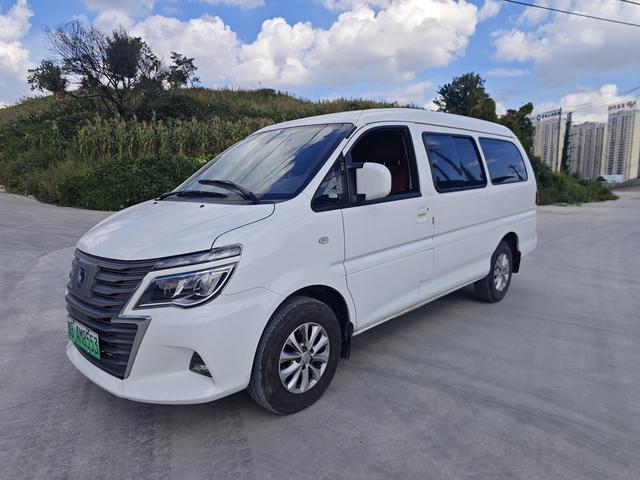 Lingzhi New Energy 2022 Regular Edition Luxury 7-seater
