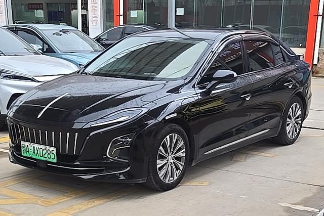 Hongqi E-QM5 2024 model 610KM PLUS version 100kW