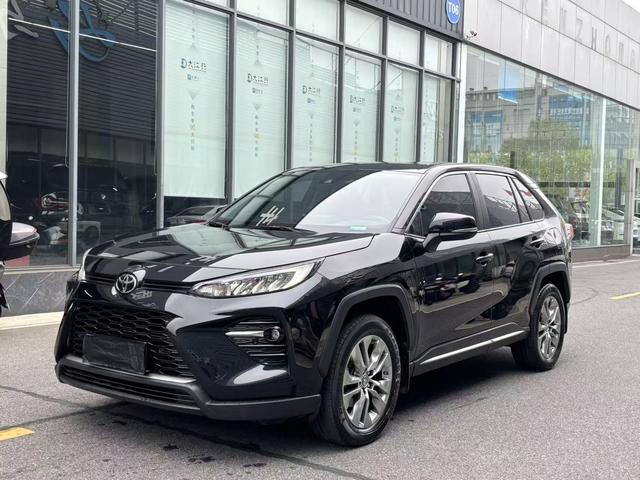 Veranda 2022 2.0L 2WD Luxury PLUS Edition