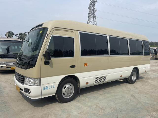 Costa 2015 4.0L premium car GRB53L-ZEMSK 23 seats